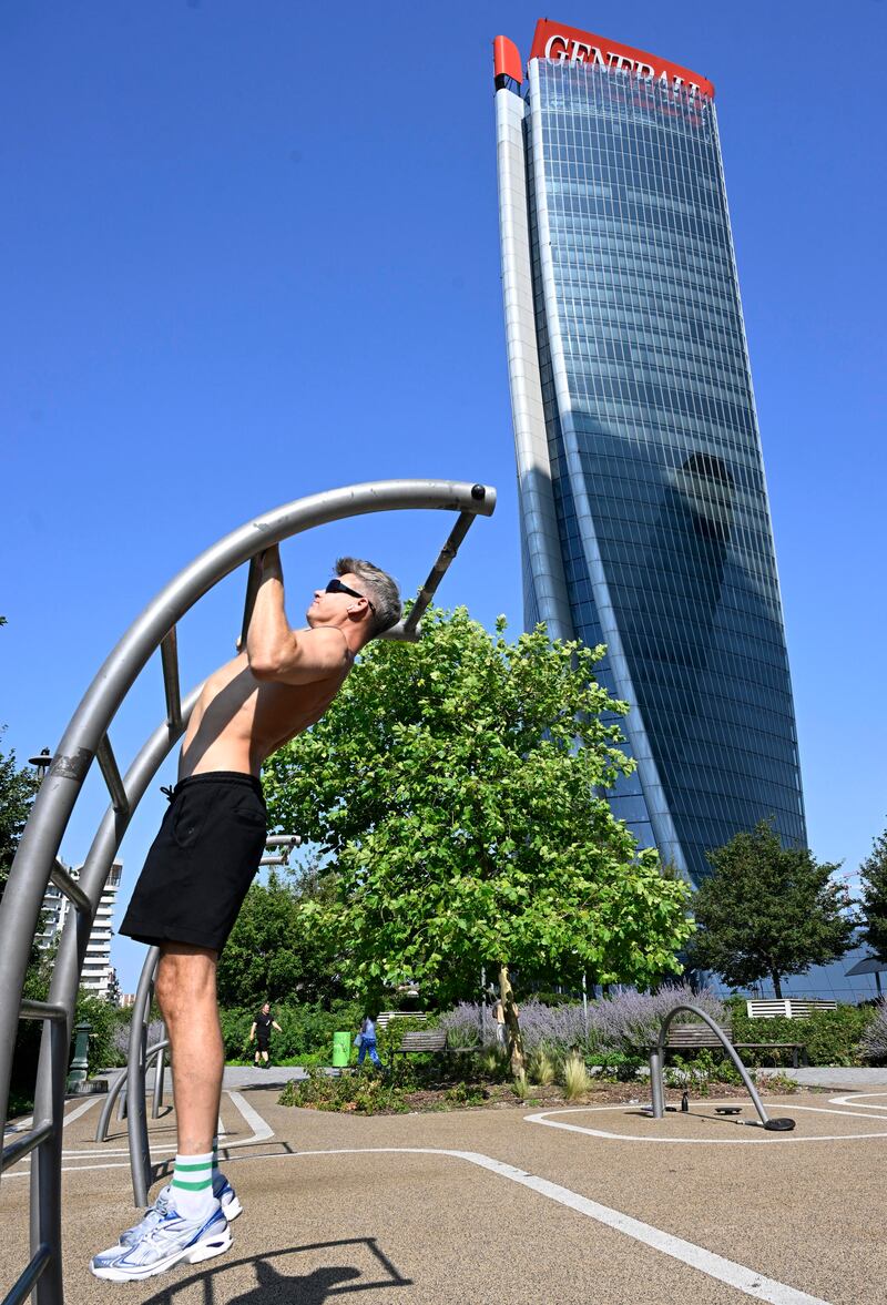 Collassa insegna Generali a City Life: chiuso anche il centro commerciale 5