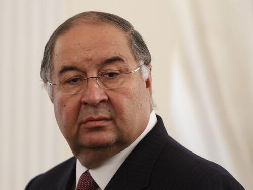 Il miliardario di origine uzbeka protesta contro le sanzioni