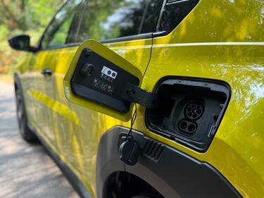 Fiat Grande Panda: guarda la gallery della citycar elettrica  14