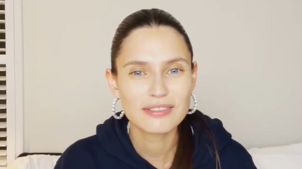 Bianca Balti: "Non ho bisogno di un compagno per avere figli. Ho congelato gli ovociti"