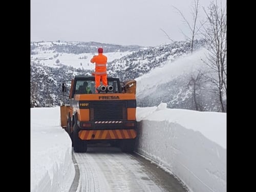 Sea regala la turbo fresa usata dai volontari per l'emergenza neve