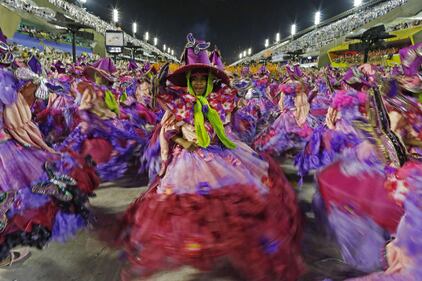 Rio, lo spettacolo delle scuole di samba 9