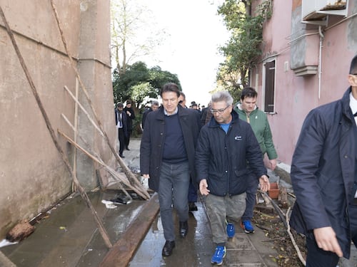 Venezia, Conte promette soldi. Spitz commissaria del Mose