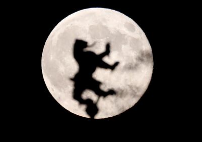 La Luna più bella dell'anno 12