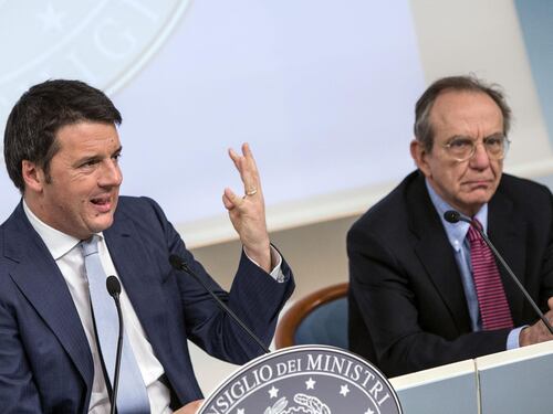 Comuni e Regioni contro Renzi: "Così ci obblighi ad alzare le tasse"