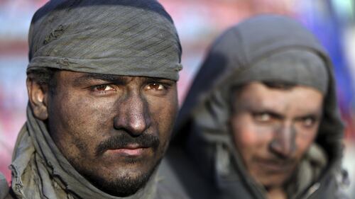 Una rivendita di carbone nella periferia di Kabul 6