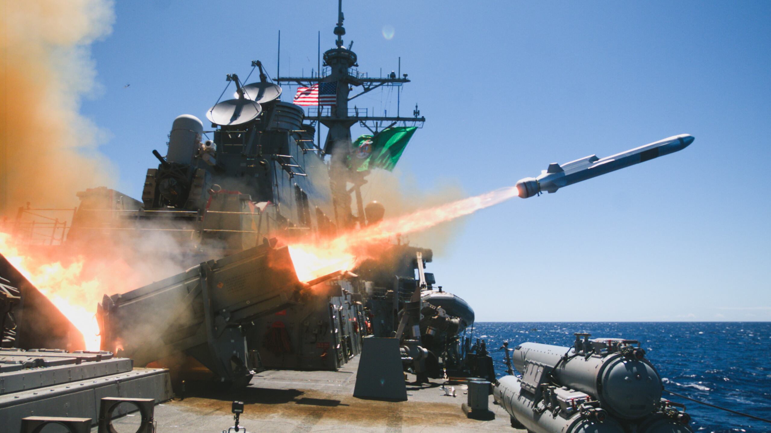 Gli Usa puntano sul destroyer DDG-62: cosa può fare la nave da guerra con l'Ai