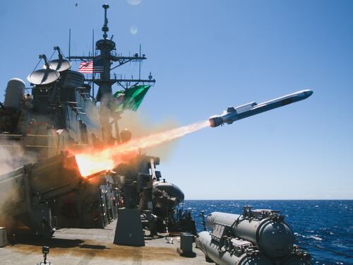 Gli Usa puntano sul destroyer DDG-62: cosa può fare la nave da guerra con l'Ai