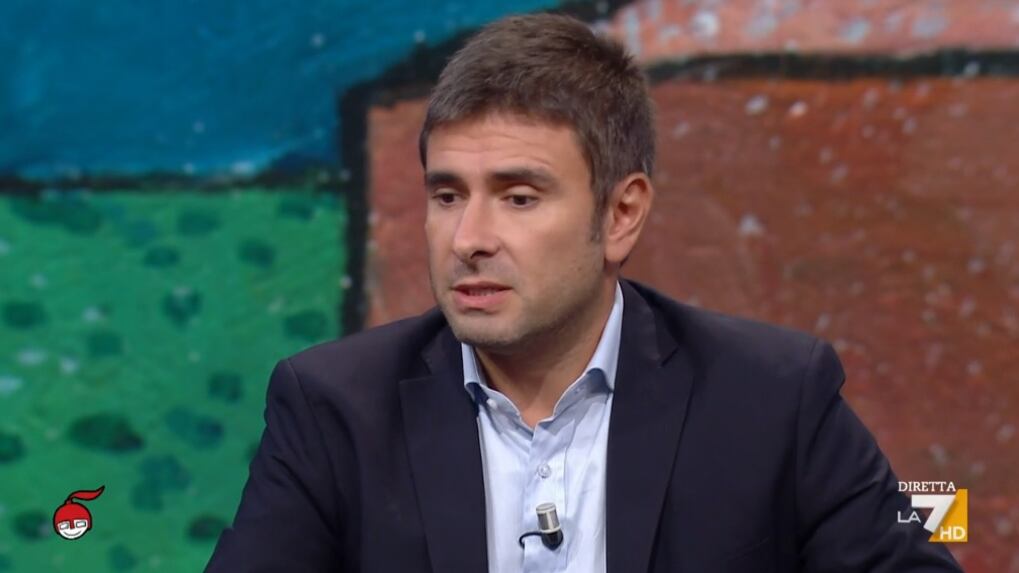 "Esperto di nulla", "Spara boiate". Scoppia la rivolta contro Di Battista