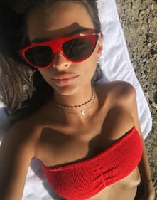 Emily Ratajkowski, topless su Instagram 6