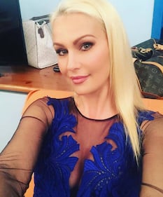 Mercedes Henger vista da mamma Eva su Instagram 8