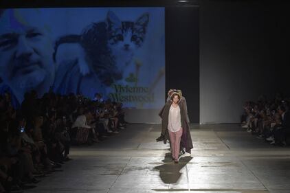 Moda, la collezione Vivienne Westwood P/E 2017 23
