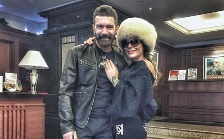 Naike Rivelli con Antonio Banderas, ma bacia Yari Carrisi 1