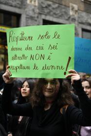 Studenti e studentesse in piazza per la festa dell'8 marzo  10