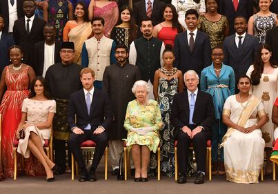 Meghan Markle elegante tra i futuri leader 5