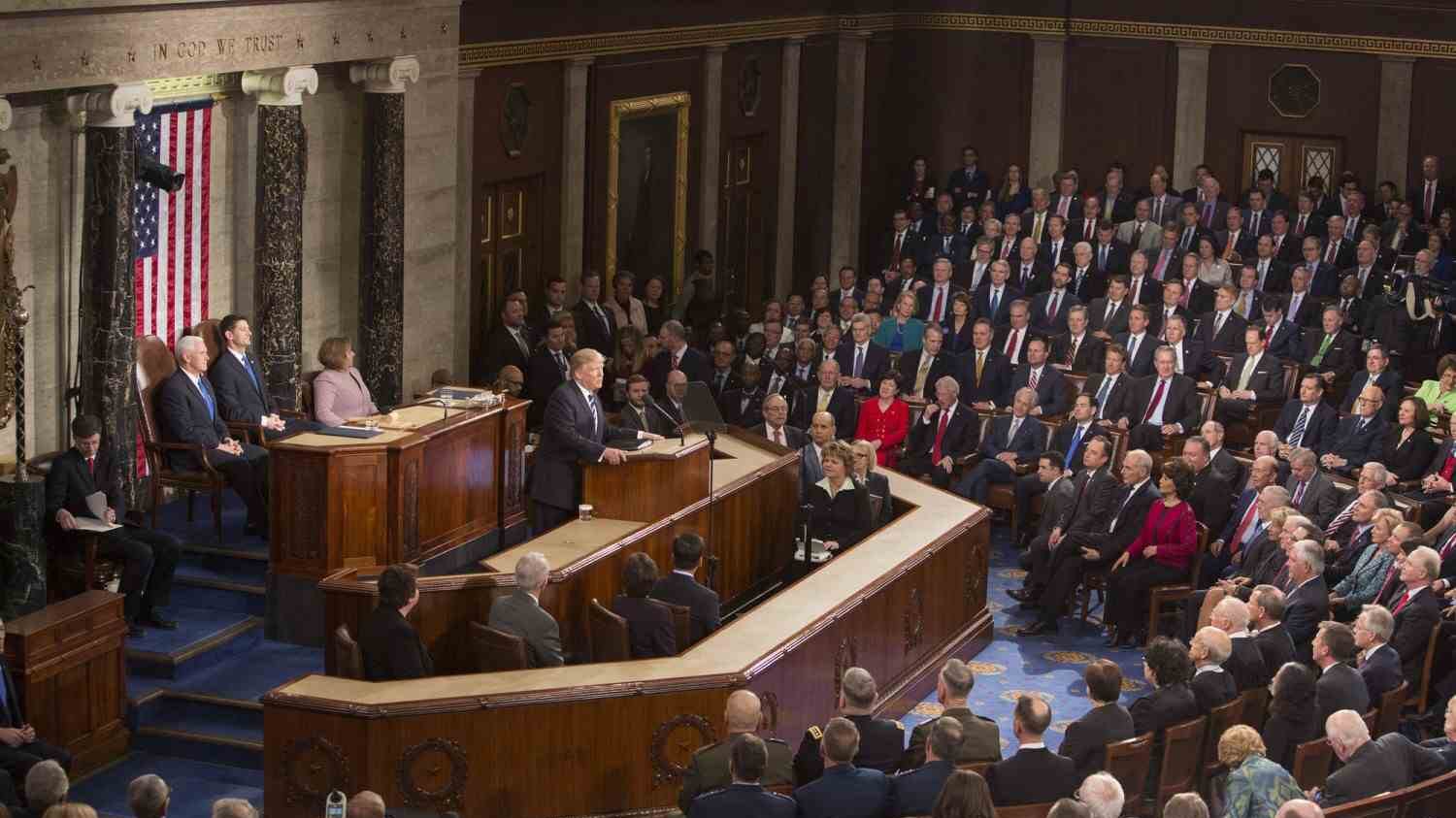 Trump al Congresso: enorme taglio delle tasse e riforma immigrazione basata sul merito