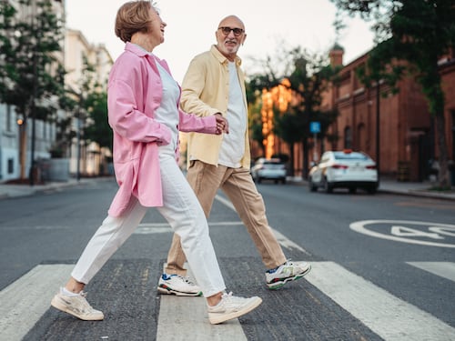 Che scarpe da ginnastica scegliere a 60 anni