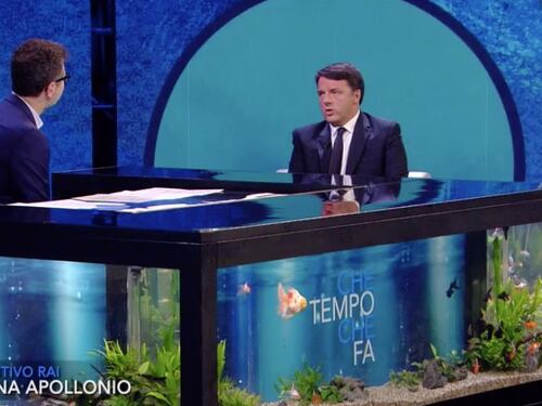 Renzi: "Votare per la 'cosa rossa' favorisce Grillo e Berlusconi"