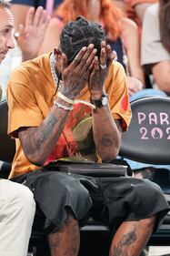 Travis Scott arrestato a Parigi dopo la semifinale maschile di basket 5