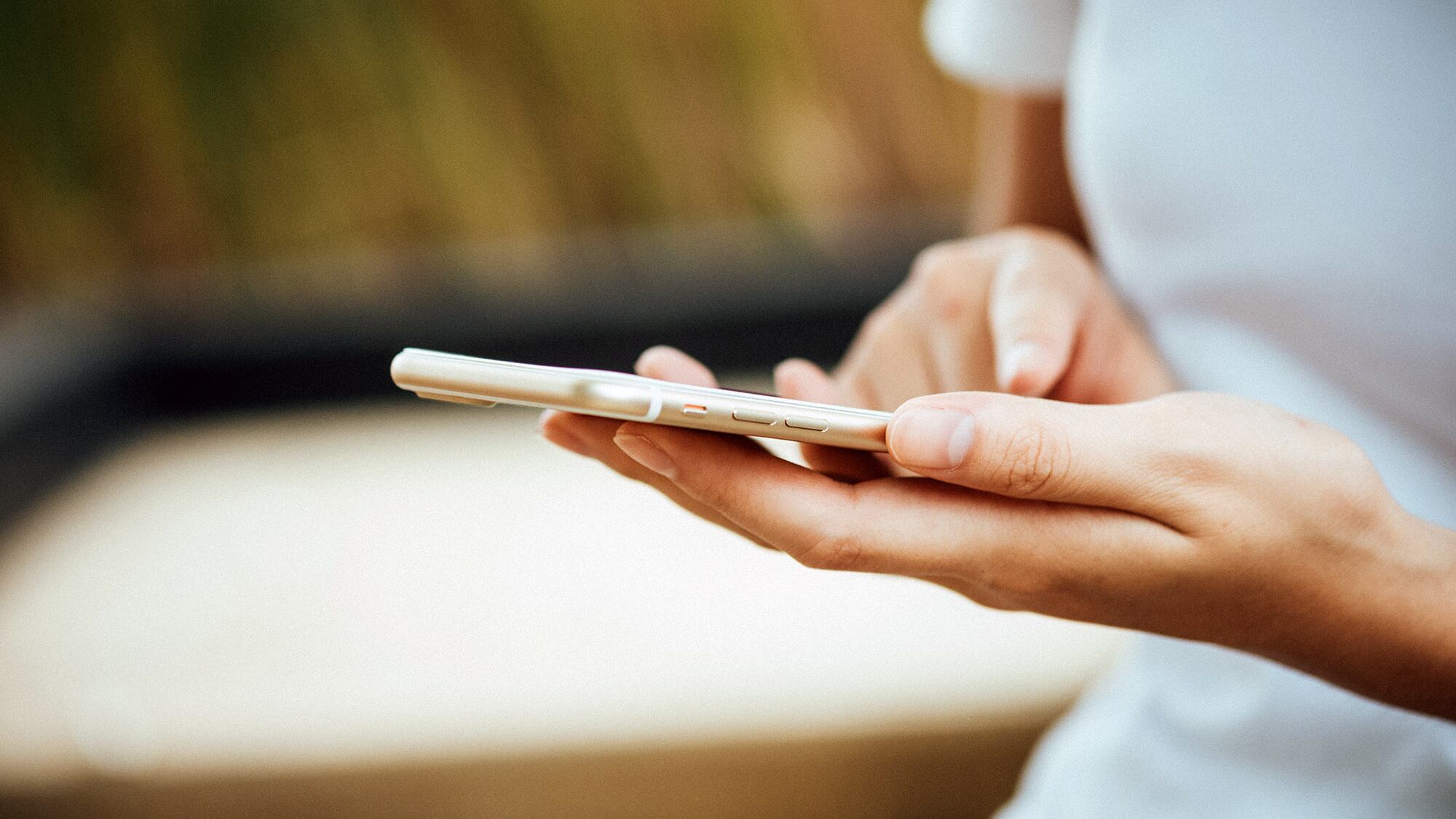 Privacy a rischio: migliaia di app Android e iOS si fanno "sfuggire" i tuoi dati