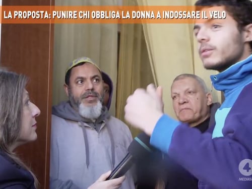 "Finché l’Italia non si arrende…". I musulmani contro il divieto di velo in pubblico