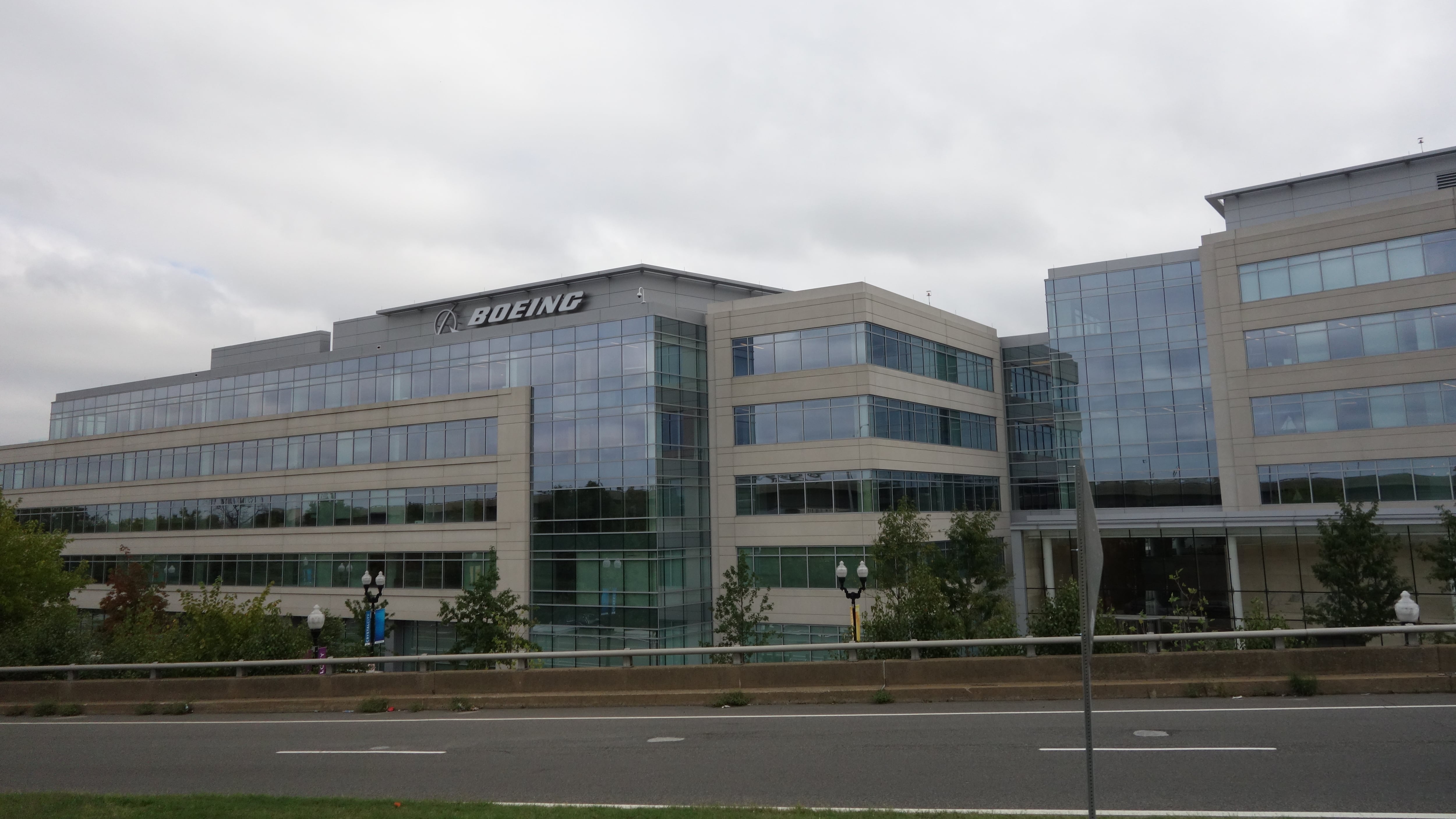 Boeing, componenti non a norma. In sette verso il processo