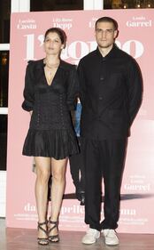 Laetitia Casta e  Louis Garrel per il film "L'uomo fedele"  1