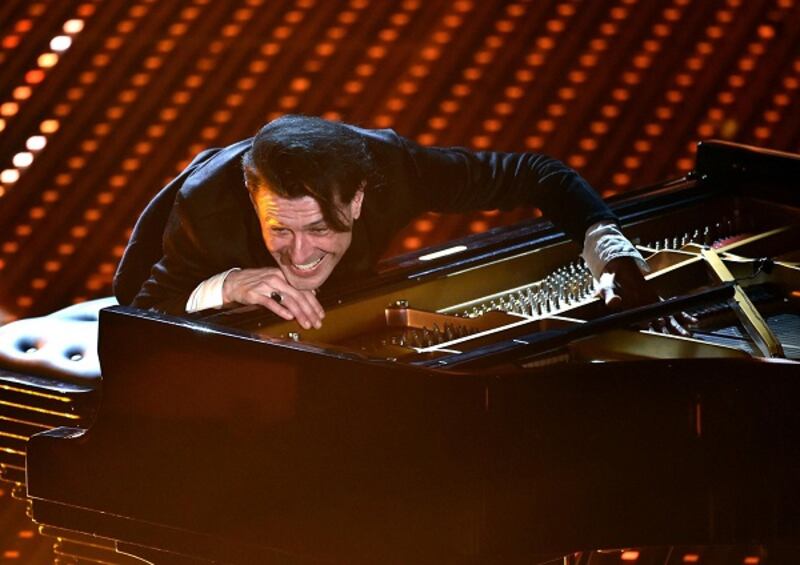 Ezio Bosso, il pianista che ha commosso Sanremo 2016. Le foto 14