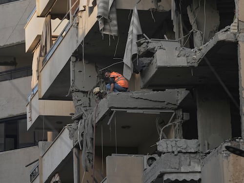 Beirut, attacco mirato di Israele. Ucciso il numero due di Hezbollah