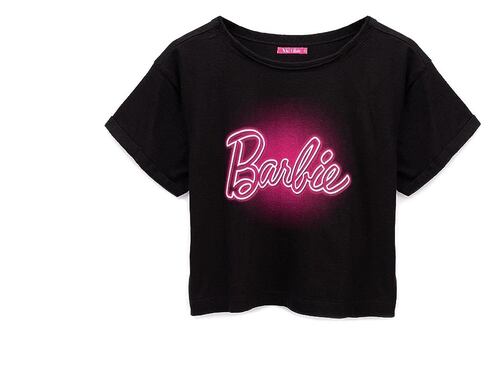 Barbie: 7 accessori e vestiti rosa per essere in trend con il film del momento