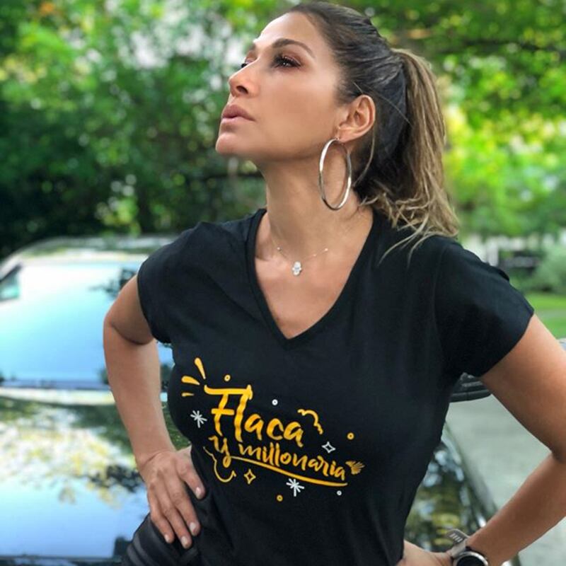 Catherine Fulop si prende la scena su Instagram 11
