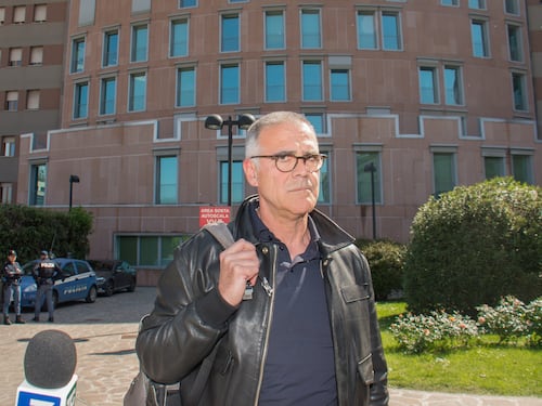 "Sapete quante sono le vittime?". Zangrillo nella bufera dei social