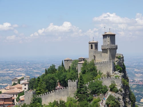 San Marino, è qui il nuovo paradiso fiscale: tasse al 6% per 10 anni
