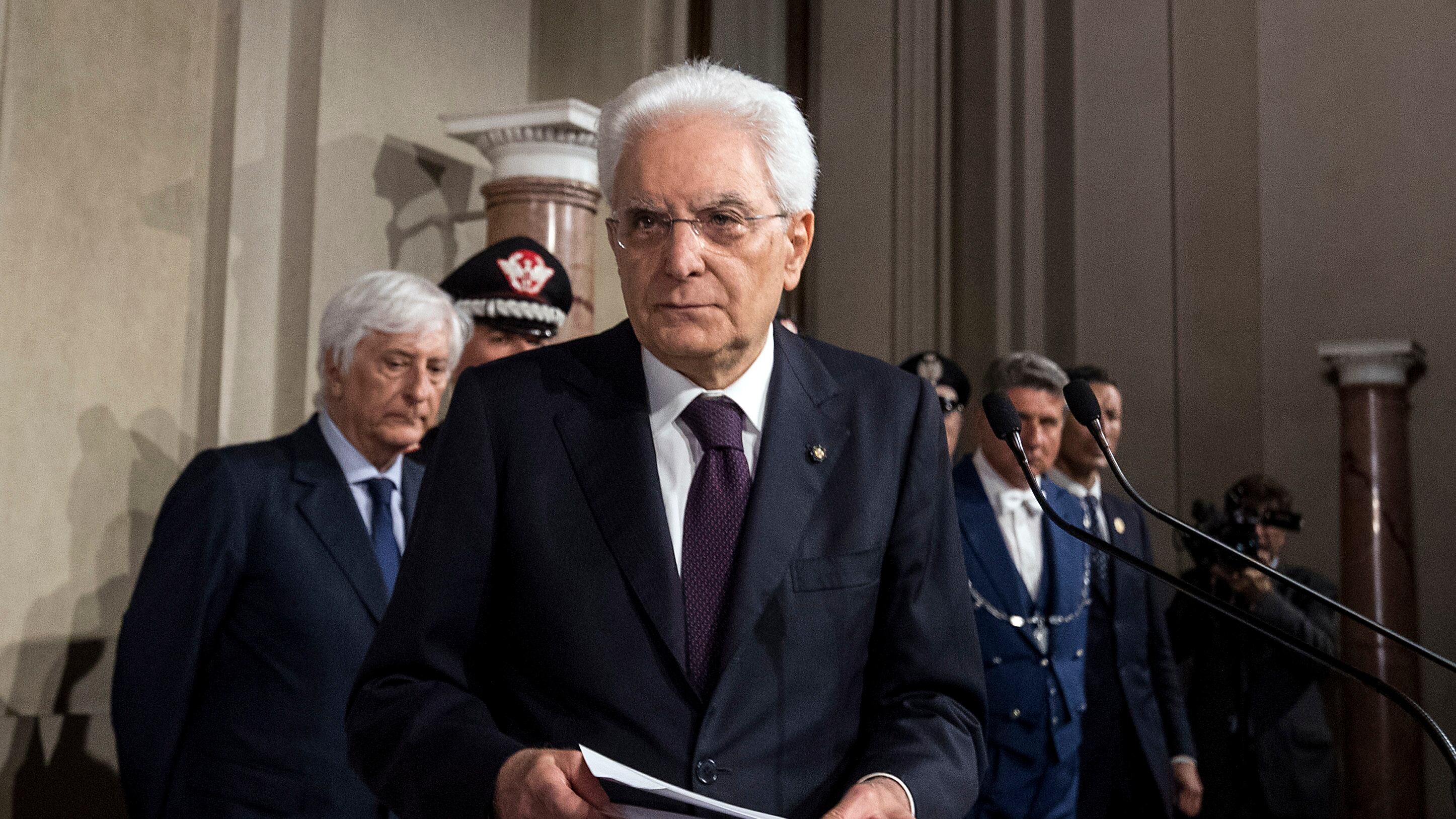 Verbania, intercettata una busta con un proiettile per Sergio Mattarella