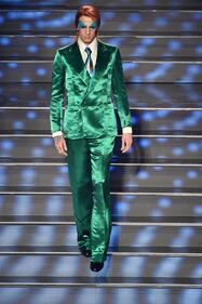 Sanremo, Achille Lauro omaggia David Bowie per cantare Mia Martini 1