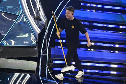 Sanremo 2024: ecco il look della seconda serata del Festival di Alfa 1