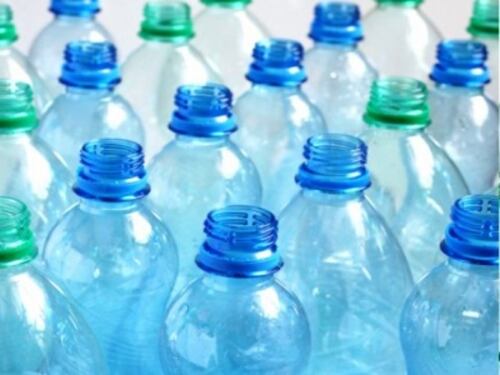 Roma, beve acqua da una bottiglietta. Finisce in ospedale per ustioni