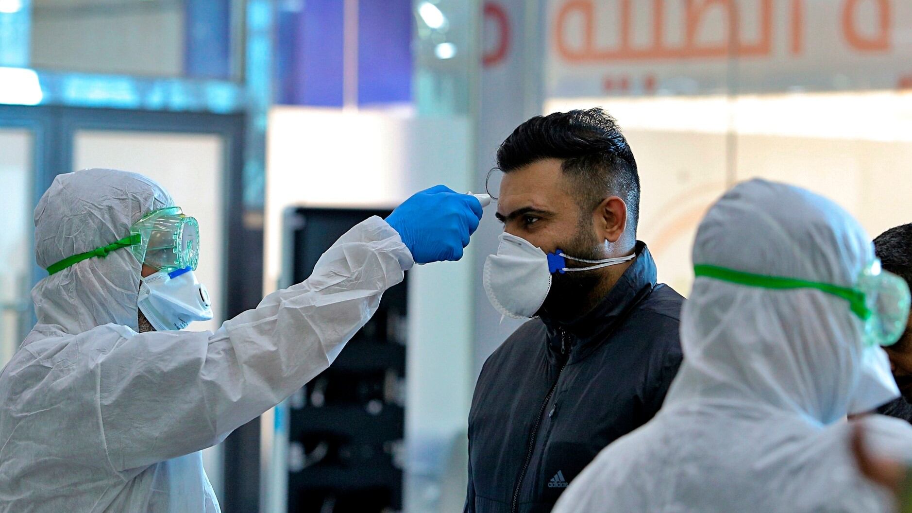 Coronavirus, l'algoritmo che allarma: "Entro domenica 14mila contagi"