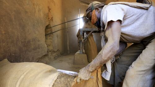 L'industria del tabacco, in Sudan 10