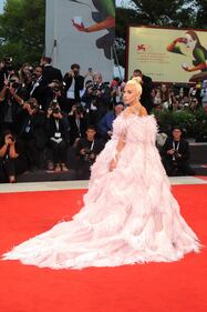 Mostra del Cinema di Venezia, i look più hot del weekend 10