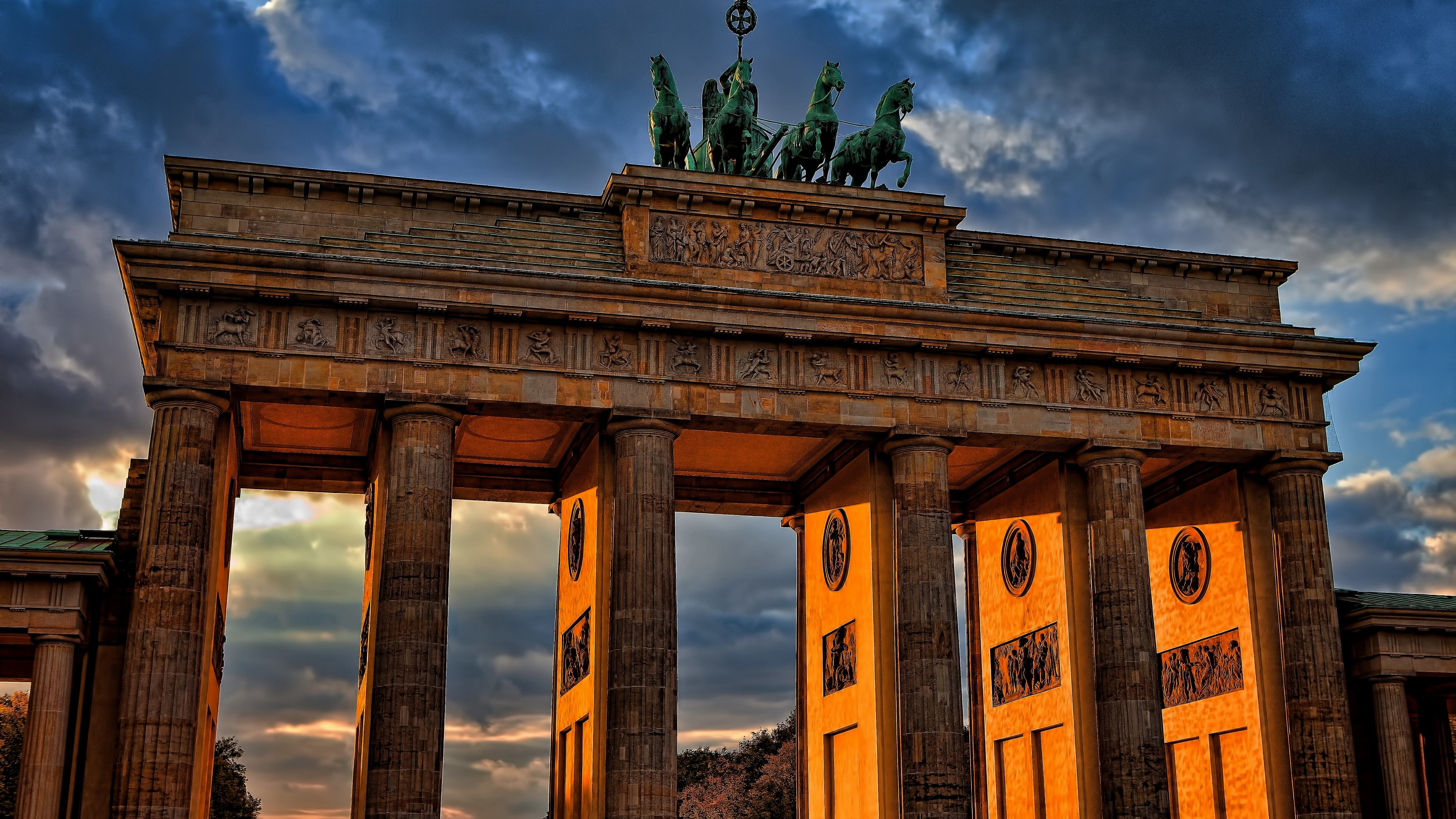 A trent'anni dalla caduta del muro torniamo a Berlino