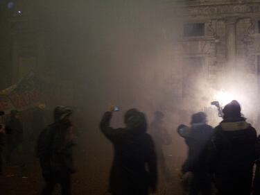 Contro la Prima della Scala 6