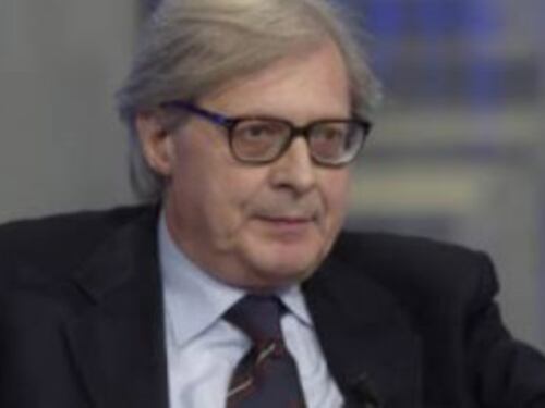 Sgarbi contro Ursula von der Leyen: "È una totale depensante"