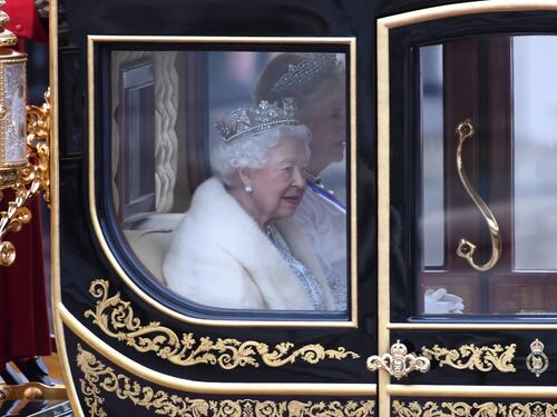 A Buckingham Palace una mostra sui cani della regina Elisabetta