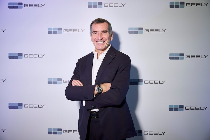 Santucci (Jameel Motors Italia): “Cresce la fiducia in Geely. Il mercato ci riconosce le vere priorità: qualità, tecnologia e sicurezza”