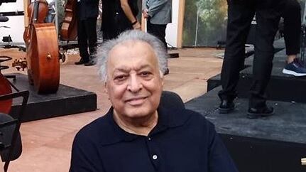 Il maestro Zubin Mehta annulla due concerti: "Devo curarmi in America"