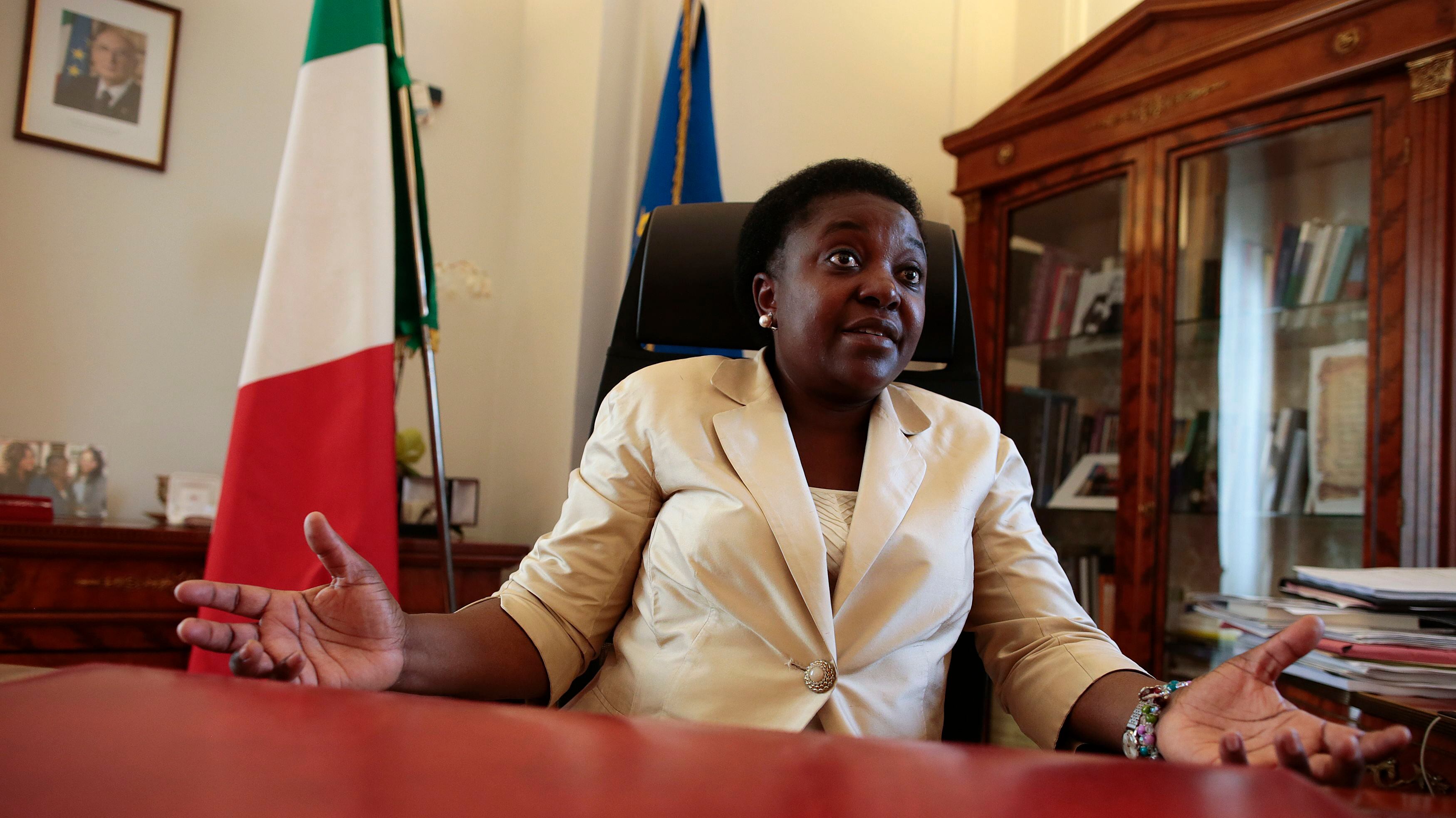 Otto mesi di chiacchiere e gaffe Pure il Pd si stufa della Kyenge