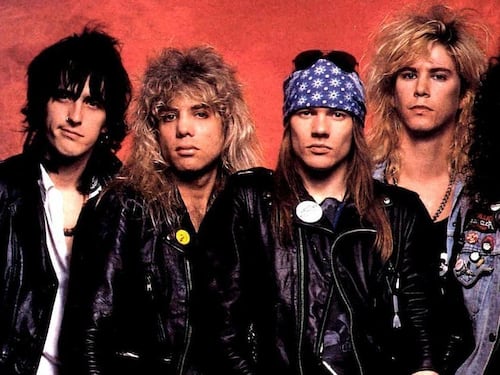 Esagerati, tossici, geniali e ora pure inediti. Arriva il "tesoro segreto" dei Guns N'Roses