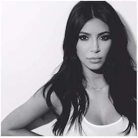 Kim Kardashian svela su Instagram il sesso del futuro nascituro 29