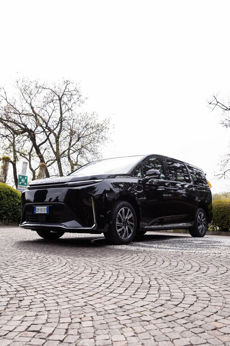 Maxus Mifa9, guarda le foto 5
